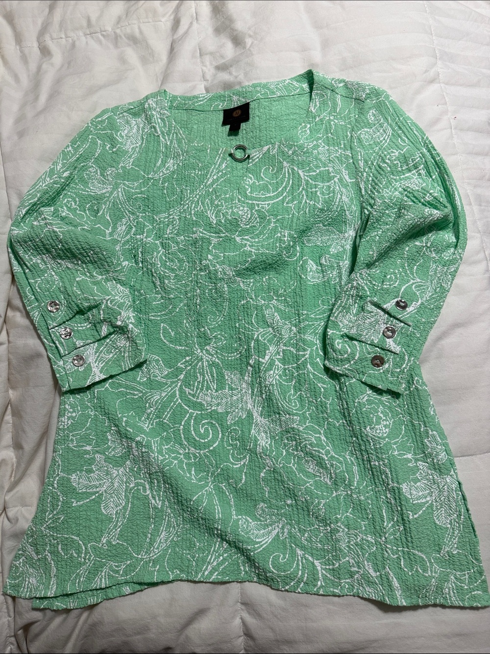 JM Collection - Mint Green Floral Tunic with Ring Neck Accent - Medium